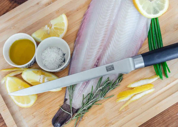 Comment utiliser un couteau à saumon ?